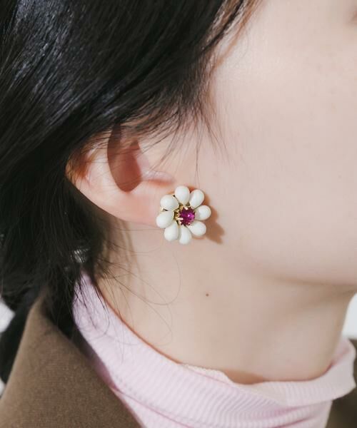 SMELLY / スメリー ピアス・イヤリング | カラービーズフラワーイヤリング | 詳細5