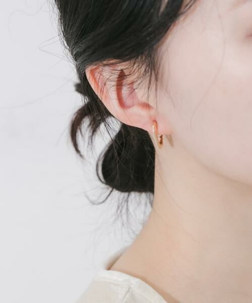 SMELLY / スメリー ピアス・イヤリング | ニュアンスフープイヤリング | 詳細4