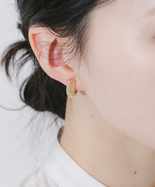 SMELLY / スメリー ピアス・イヤリング | エンボスワンタッチフープイヤリング | 詳細5