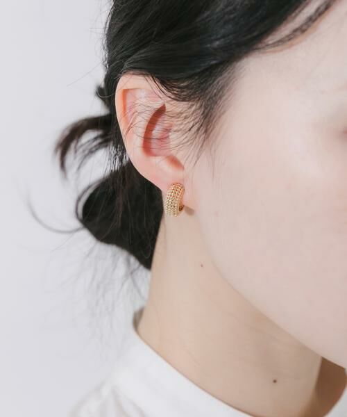 SMELLY / スメリー ピアス・イヤリング | エンボスワンタッチフープイヤリング | 詳細6