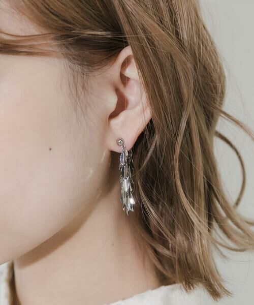 SMELLY / スメリー ピアス・イヤリング | リーフプレートチェーンピアス | 詳細3