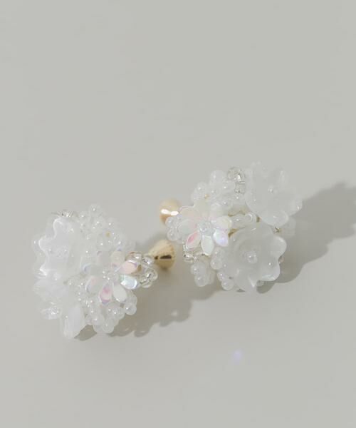 SMELLY / スメリー ピアス・イヤリング | フラワービーズボリュームイヤリング | 詳細2