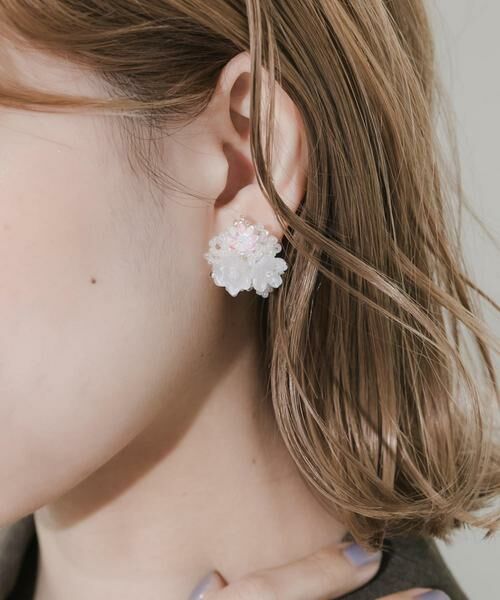 SMELLY / スメリー ピアス・イヤリング | フラワービーズボリュームイヤリング | 詳細3
