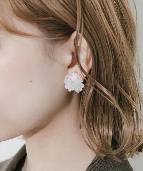 SMELLY / スメリー ピアス・イヤリング | フラワービーズボリュームイヤリング | 詳細4