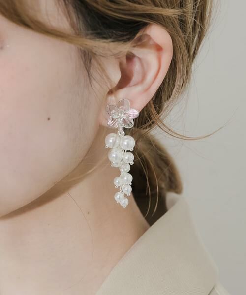 SMELLY / スメリー ピアス・イヤリング | フラワーパールスウィングイヤリング | 詳細3