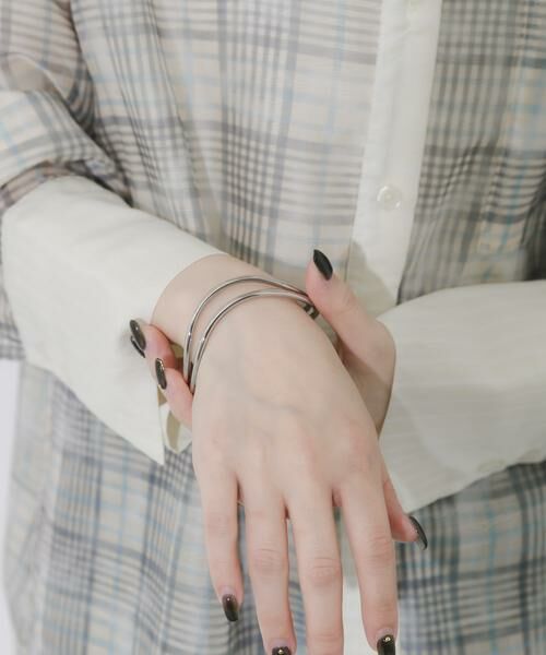 SMELLY / スメリー ブレスレット・バングル | ダブルラインウェーブバングル | 詳細1