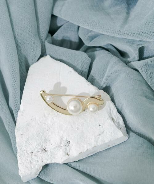 SMELLY / スメリー ブローチ・コサージュ | ウェーブパールブローチ | 詳細1