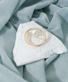 SMELLY / スメリー ブローチ・コサージュ | ニュアンスサークルポイントパールブローチ