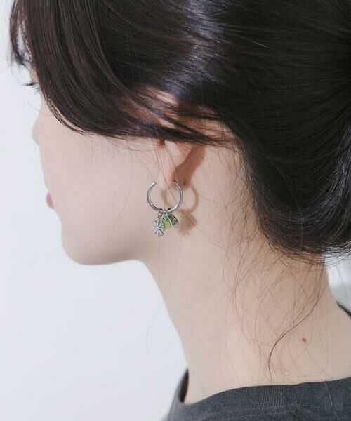 SMELLY / スメリー ピアス・イヤリング | ステンレスマルチチャームフープピアス | 詳細4