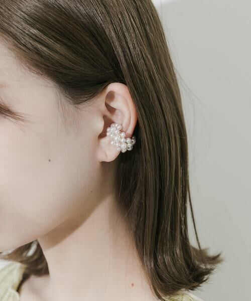 SMELLY / スメリー ピアス・イヤリング | パールワイドイヤカフ（ホワイト）