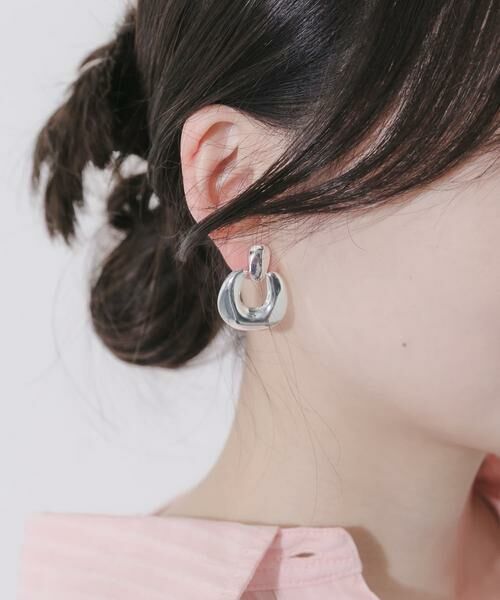 SMELLY / スメリー ピアス・イヤリング | ボリュームメタルUイヤリング | 詳細4