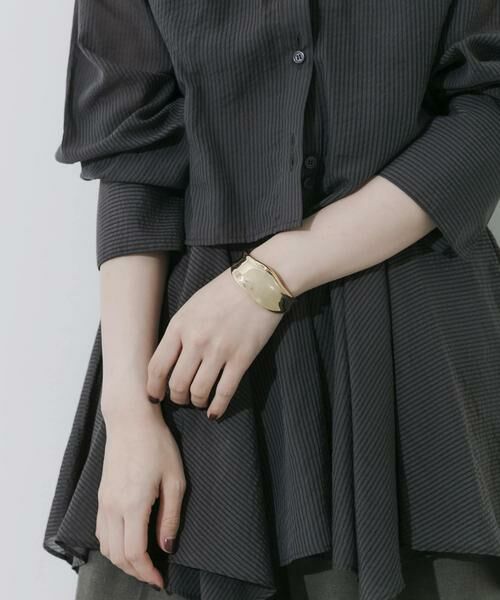 SMELLY / スメリー ブレスレット・バングル | ニュアンスメタルワイドバングル | 詳細2