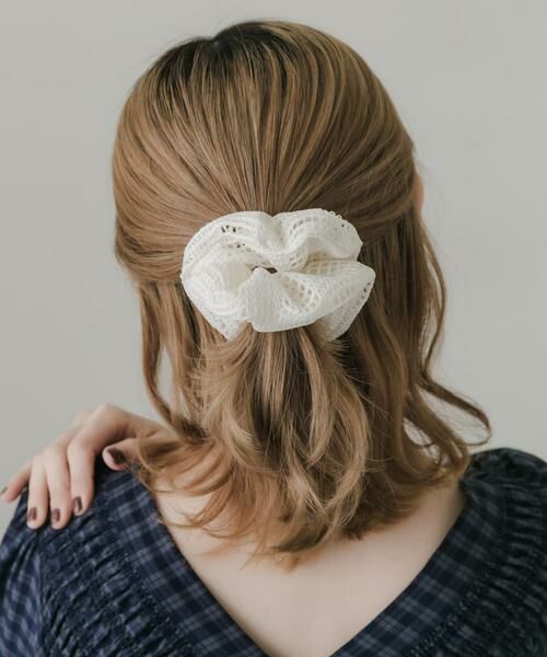 SMELLY / スメリー ヘアゴム・シュシュ | ニットシュシュ（アイボリー）