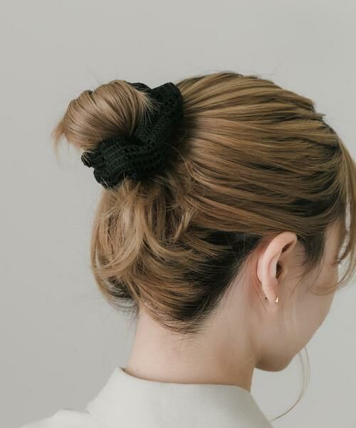 SMELLY / スメリー ヘアゴム・シュシュ | ニットシュシュ（ブラック）