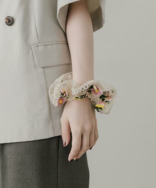 SMELLY / スメリー ヘアゴム・シュシュ | フラワーシシュウレースシュシュ | 詳細1