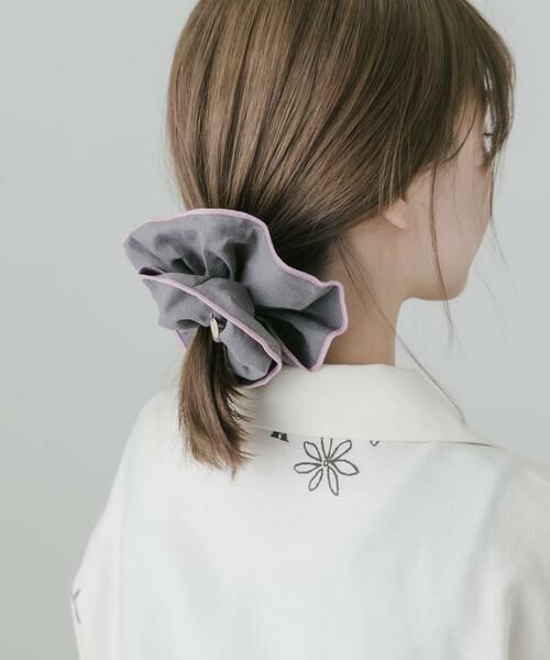 SMELLY / スメリー ヘアゴム・シュシュ | カラーパイピングボリュームシュシュ | 詳細13