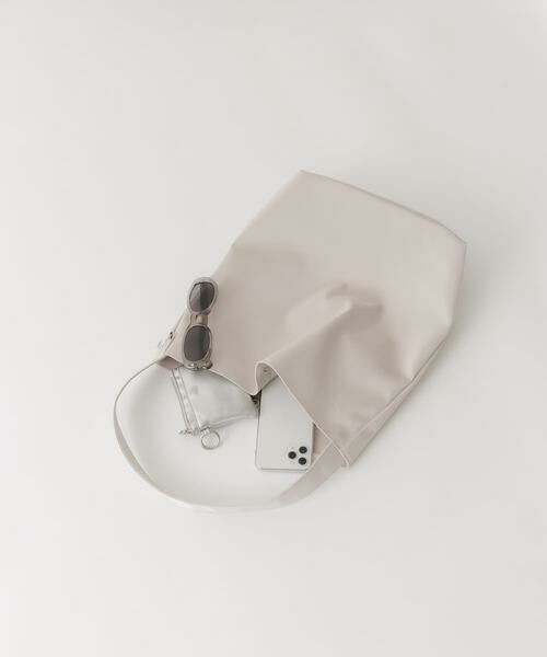 SMELLY / スメリー トートバッグ | シャイニーワンハンドルバッグ | 詳細2