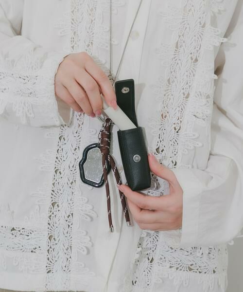 SMELLY / スメリー キーホルダー・ストラップ | ミラーセットリップケース | 詳細1