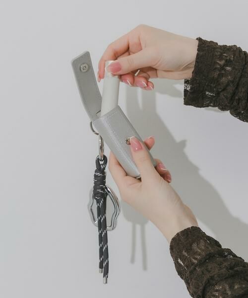 SMELLY / スメリー キーホルダー・ストラップ | ミラーセットリップケース | 詳細12