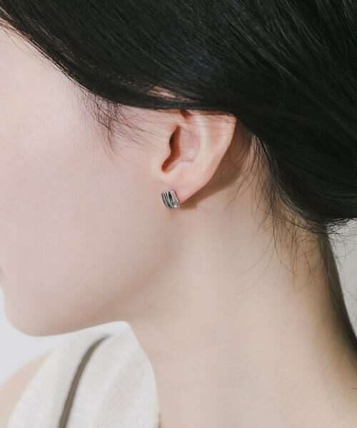 SMELLY / スメリー ピアス・イヤリング | メタルスクエアミニピアス | 詳細1