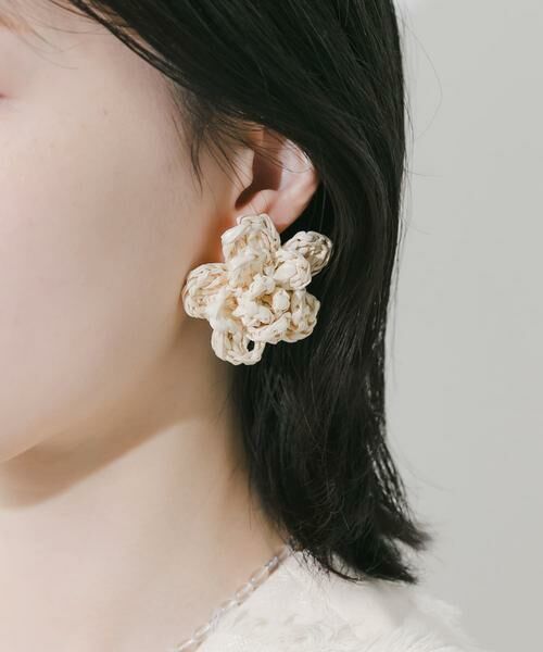 SMELLY / スメリー ピアス・イヤリング | ブレイドフラワーピアス | 詳細3