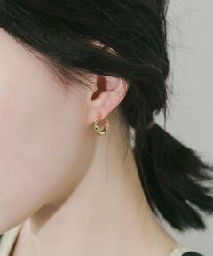 SMELLY / スメリー ピアス・イヤリング | ニュアンスツイストワンタッチフープイヤリング