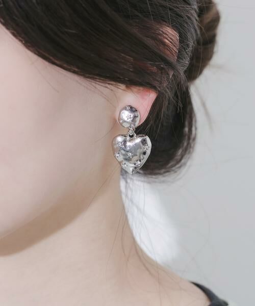 SMELLY / スメリー ピアス・イヤリング | メタルハートポイントビジューイヤリング | 詳細1