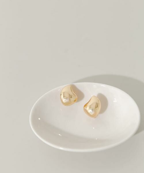 SMELLY / スメリー ピアス・イヤリング | ニュアンスドロップイヤリング（ゴールド）