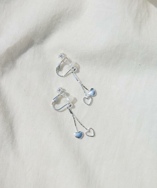 SMELLY / スメリー ピアス・イヤリング | ダブルハートチェーンイヤリング（シルバー）