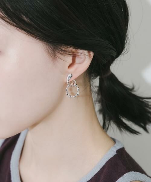 SMELLY / スメリー ピアス・イヤリング | カーブラインラウンドチェーンイヤリング（シルバー）