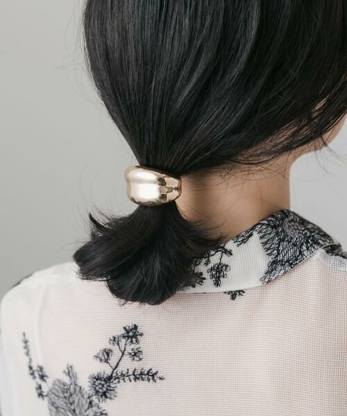 SMELLY / スメリー ヘアゴム・シュシュ | ニュアンスメタルボリュームヘアカフ | 詳細2