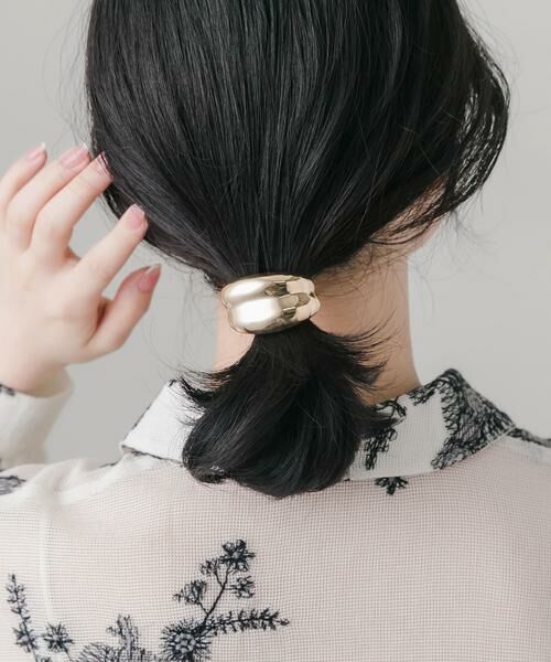 SMELLY / スメリー ヘアゴム・シュシュ | ニュアンスメタルボリュームヘアカフ（ゴールド）