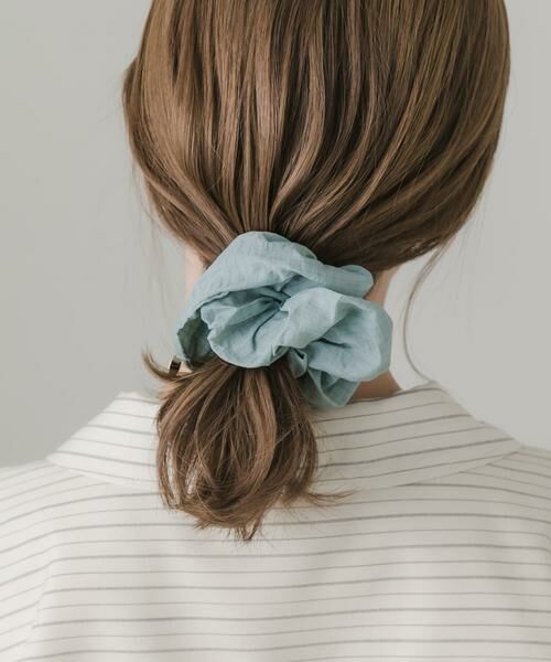 SMELLY / スメリー ヘアゴム・シュシュ | シャカシャカカラーシュシュ（ライトブルー）