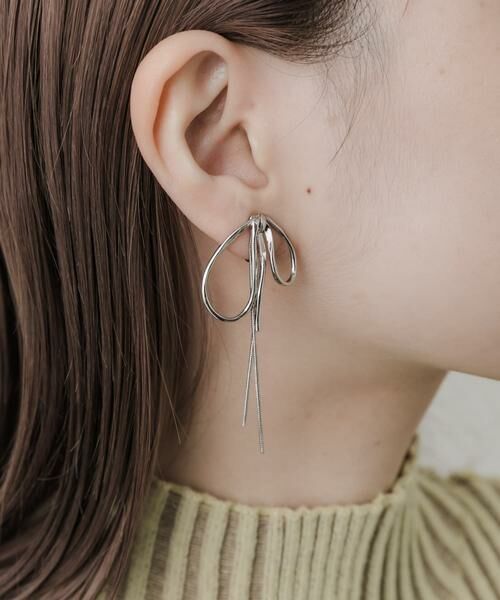 SMELLY / スメリー ピアス・イヤリング | ニュアンスリボンスネークチェーンイヤリング | 詳細10