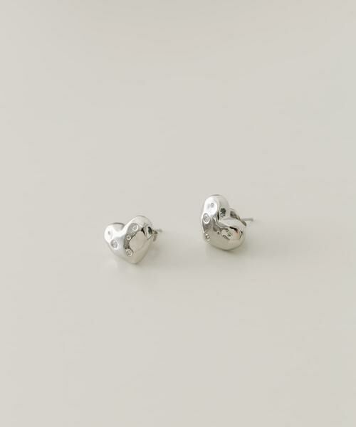 SMELLY / スメリー ピアス・イヤリング | ビジュープックリハートピアス（シルバー）