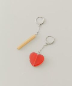 SMELLY / スメリー ピアス・イヤリング | ステンレスアシンメトリーハートピアス