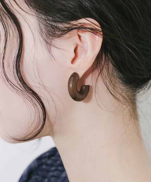 SMELLY / スメリー ピアス・イヤリング | ウッドフープピアス | 詳細1