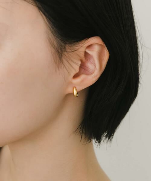 SMELLY / スメリー ピアス・イヤリング | ステンレスミニマルドロップピアス（ゴールド）