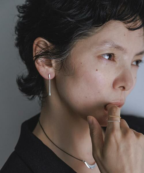 SMELLY / スメリー ピアス・イヤリング | SMELLY so’　minimal bar chain pierce | 詳細3