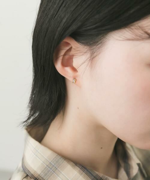 SMELLY / スメリー ピアス・イヤリング | ステンレスレクタングルプチビジューピアス | 詳細1