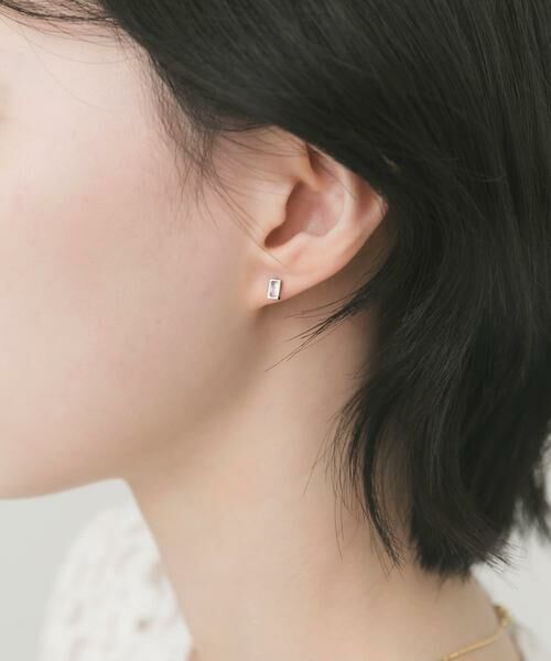 SMELLY / スメリー ピアス・イヤリング | ステンレスレクタングルプチビジューピアス | 詳細5