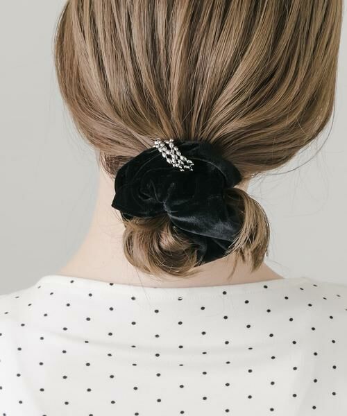 SMELLY / スメリー ヘアゴム・シュシュ | チェーンアクセントベロアシュシュ（ブラック系その他）
