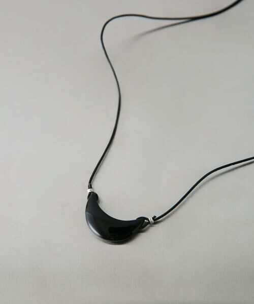 SMELLY / スメリー ネックレス・ペンダント・チョーカー | SMELLY so’　onyx crescent necklace | 詳細4