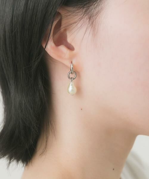 SMELLY / スメリー ピアス・イヤリング | アシンメトリーパールチェーンフープピアス | 詳細4