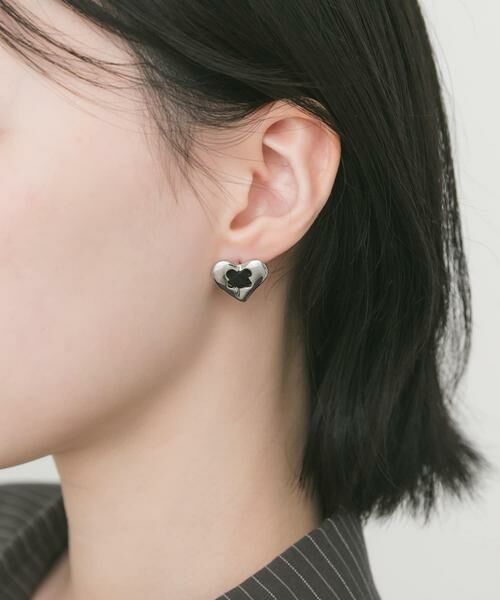 SMELLY / スメリー ピアス・イヤリング | クロスボタンメタルハートピアス | 詳細1