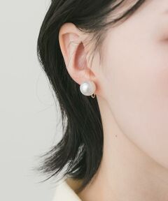 SMELLY / スメリー ピアス・イヤリング | ボリュームパールオメガイヤリング