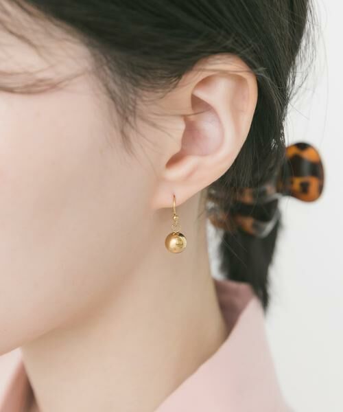 SMELLY / スメリー ピアス・イヤリング | ステンレスメタルボールフックピアス（ゴールド）