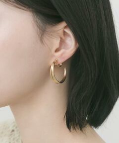 SMELLY / スメリー ピアス・イヤリング | ラインボリュームフープイヤリング