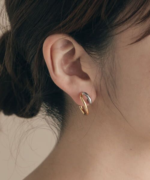 セール】 コンビメタルダブルラインピアス （ピアス・イヤリング