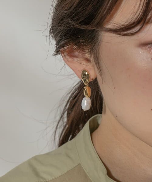 ＊＊SMELLY / スメリー ピアス・イヤリング | メタルタンスイパールアシメイヤリング（GLD）